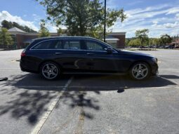 
										2017 Mercedes-Benz E400 4MATIC Wagon full									