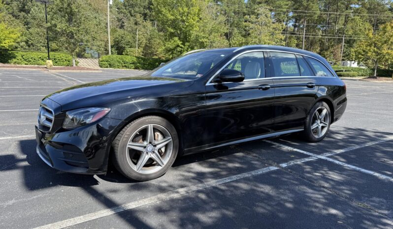2017 Mercedes-Benz E400 4MATIC Wagon 1