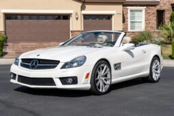 
										2012 Mercedes-Benz SL63 AMG full									