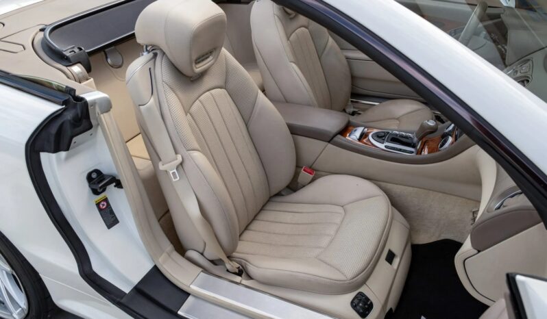 
								2012 Mercedes-Benz SL63 AMG full									