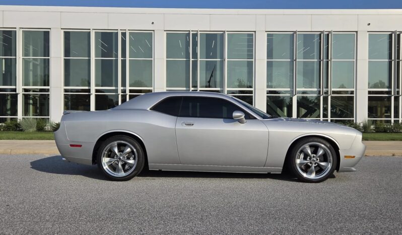 
								2008 Dodge Challenger SRT8 First Edition full									