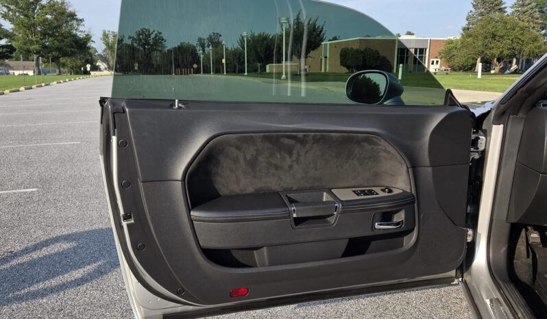 
								2008 Dodge Challenger SRT8 First Edition full									