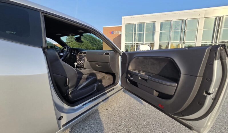 
								2008 Dodge Challenger SRT8 First Edition full									