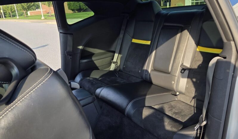 
								2008 Dodge Challenger SRT8 First Edition full									