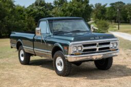 1969 GMC K2500 Custom 4×4 4-Speed