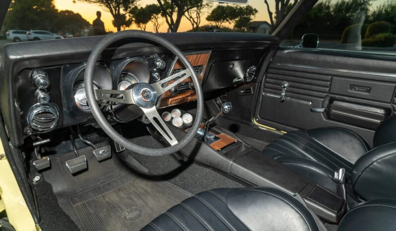 								1968 Chevrolet Camaro Coupe 5-Speed full									