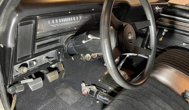 								1971 Chevrolet Nova Coupe 4-Speed full									