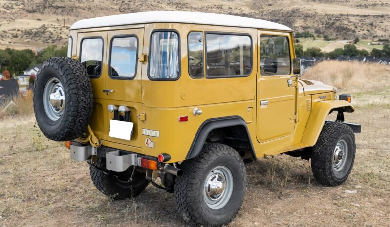								1977 Toyota Land Cruiser FJ40 full									