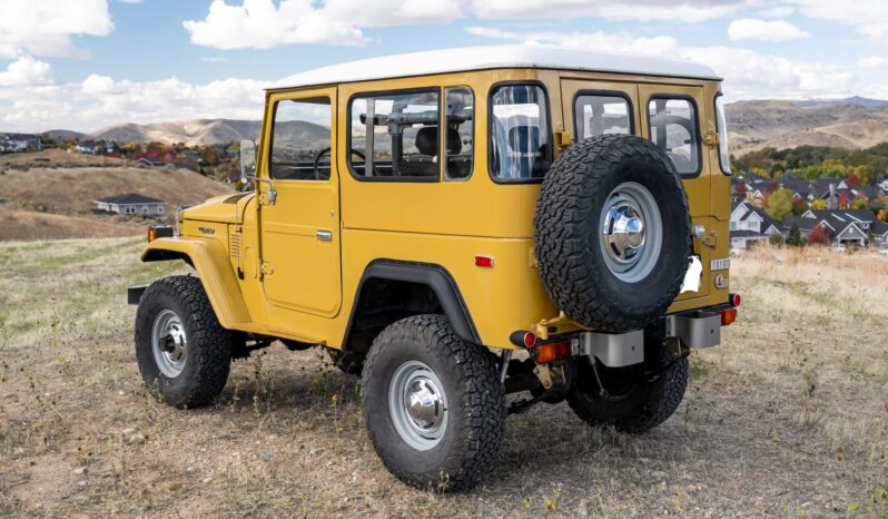 								1977 Toyota Land Cruiser FJ40 full									