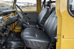 										1977 Toyota Land Cruiser FJ40 full									