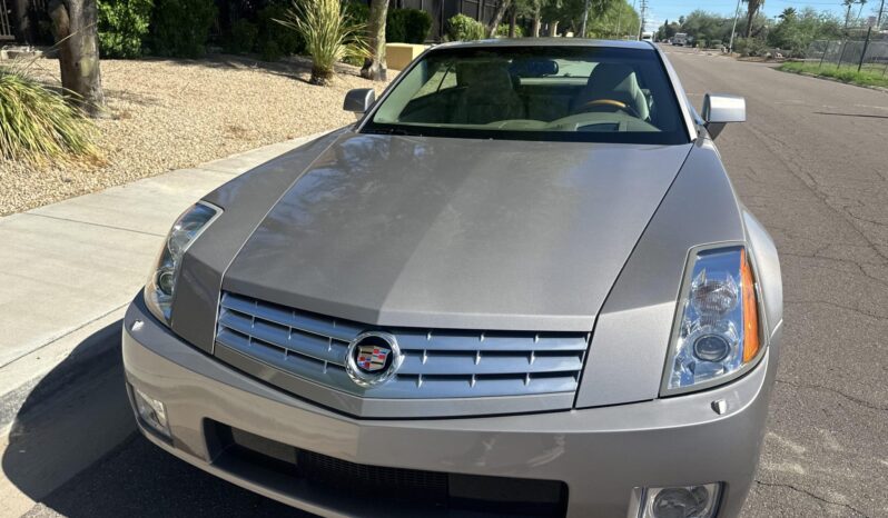 								2005 Cadillac XLR full									