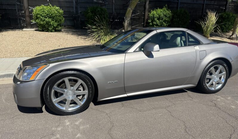 								2005 Cadillac XLR full									