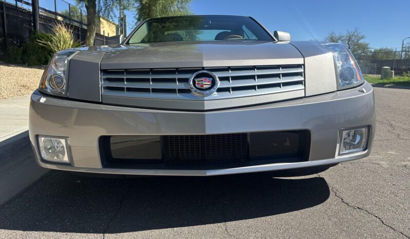 								2005 Cadillac XLR full									