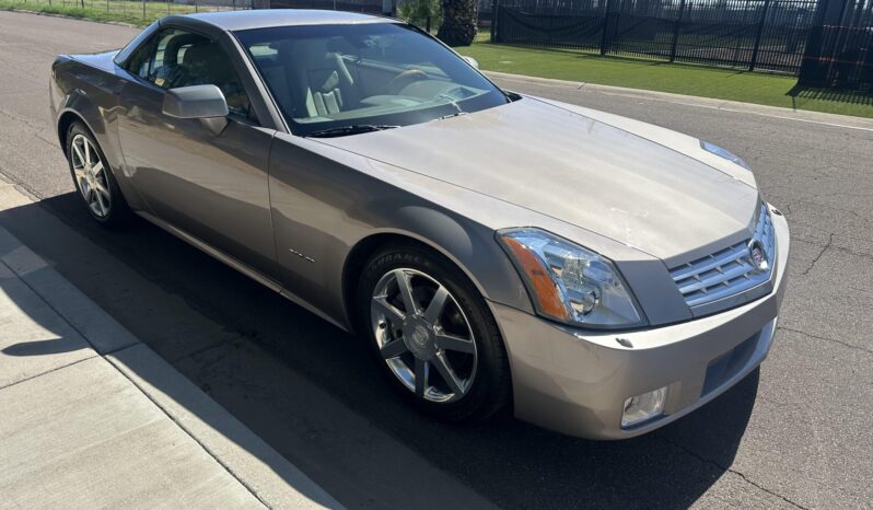 								2005 Cadillac XLR full									