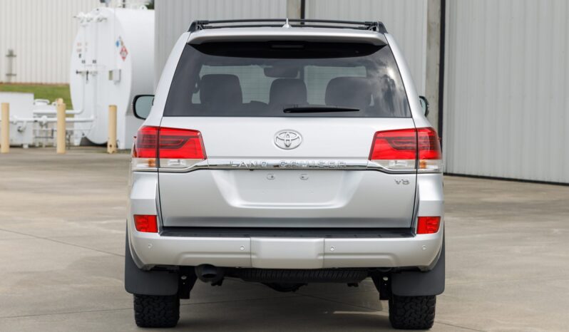 								2021 Toyota Land Cruiser URJ200 Heritage Edition full									