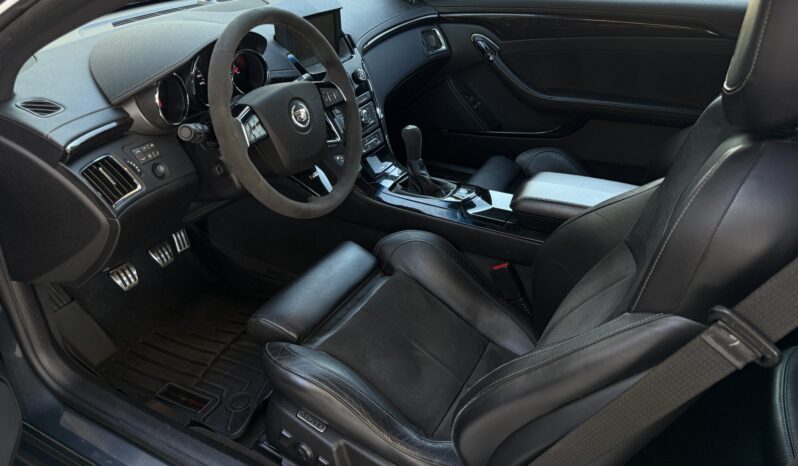 								2013 Cadillac CTS-V Coupe 6-Speed full									