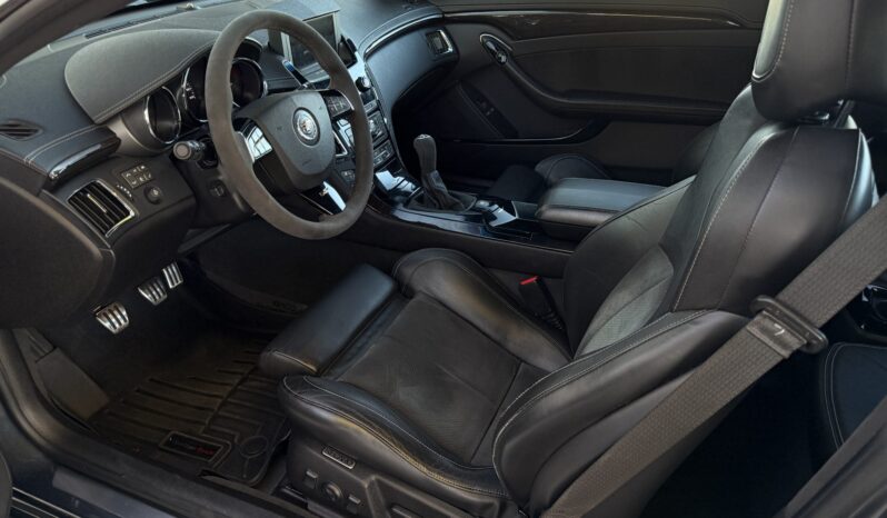 								2013 Cadillac CTS-V Coupe 6-Speed full									