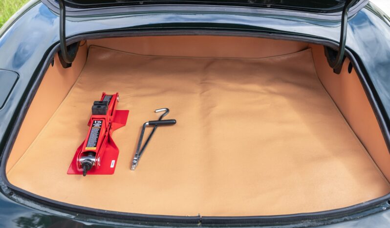 								1974 Jaguar E-Type Series III Roadster V12 full									