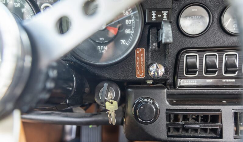 								1974 Jaguar E-Type Series III Roadster V12 full									
