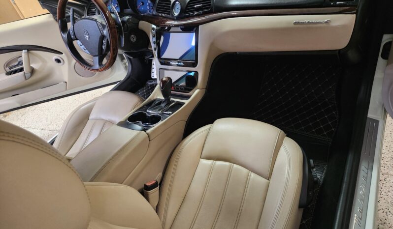 								2011 Maserati GranTurismo Convertible full									