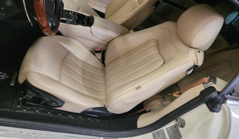 								2011 Maserati GranTurismo Convertible full									