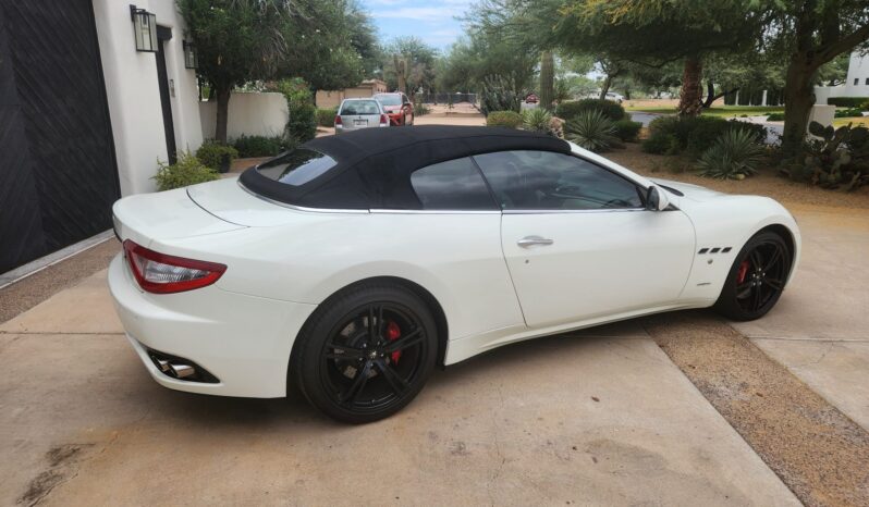 								2011 Maserati GranTurismo Convertible full									