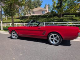 										1966 Ford Mustang Convertible 289 full									