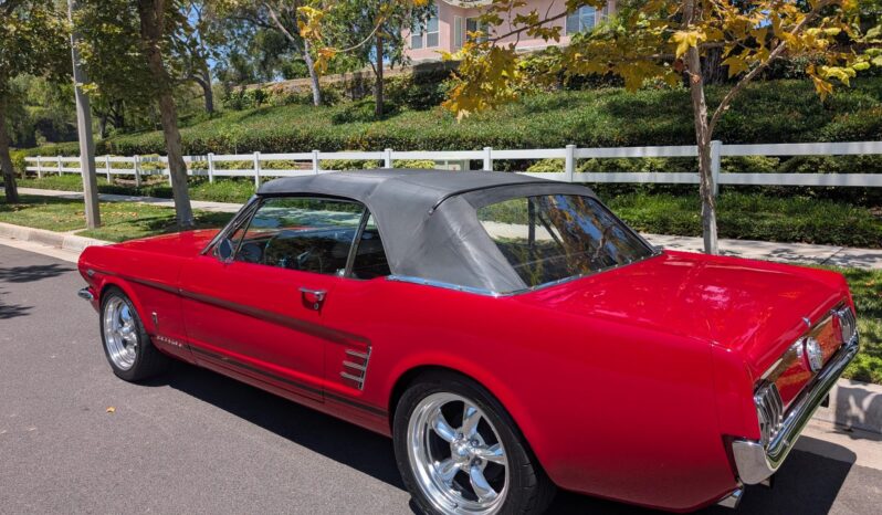 								1966 Ford Mustang Convertible 289 full									