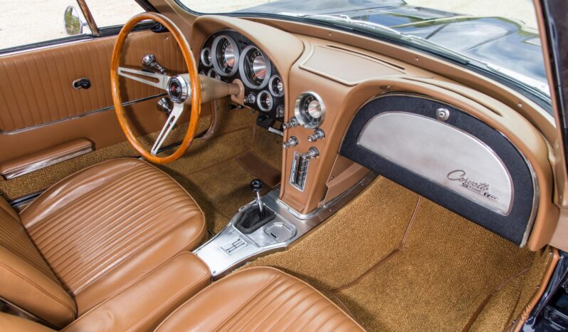 								1963 Chevrolet Corvette Split-Window Coupe 4-Speed full									