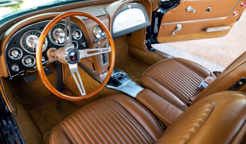 								1963 Chevrolet Corvette Split-Window Coupe 4-Speed full									