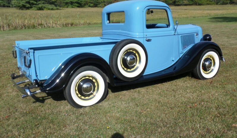 								1936 Ford Model 68 Pickup full									