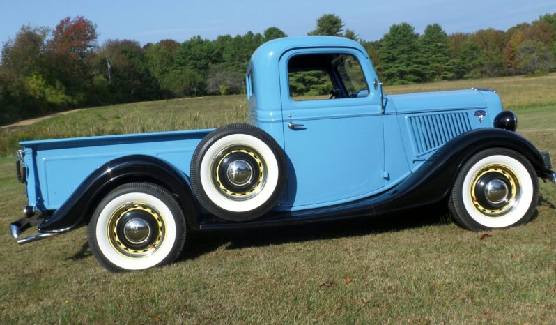								1936 Ford Model 68 Pickup full									