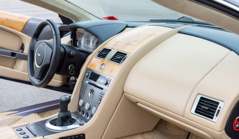 								2007 Aston Martin DB9 Volante 6-Speed full									
