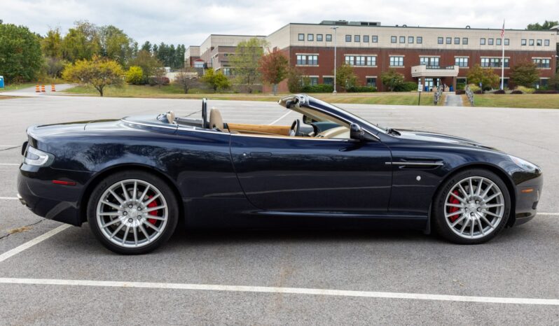								2007 Aston Martin DB9 Volante 6-Speed full									