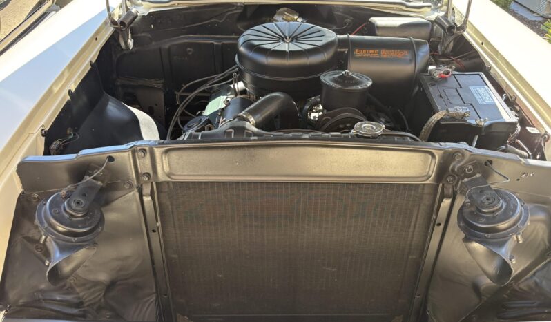 								1957 Pontiac Star Chief Custom Catalina 2-Door Hardtop full									