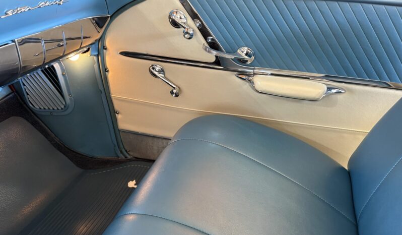 								1957 Pontiac Star Chief Custom Catalina 2-Door Hardtop full									