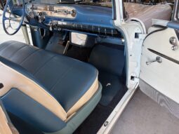 										1957 Pontiac Star Chief Custom Catalina 2-Door Hardtop full									