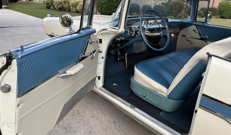 								1957 Pontiac Star Chief Custom Catalina 2-Door Hardtop full									