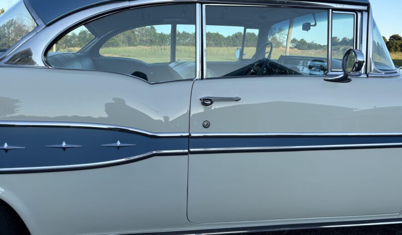 								1957 Pontiac Star Chief Custom Catalina 2-Door Hardtop full									