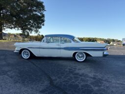 1957 Pontiac Star Chief Custom Catalina 2-Door Hardtop