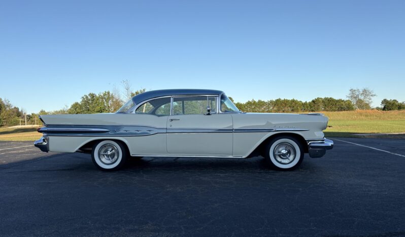								1957 Pontiac Star Chief Custom Catalina 2-Door Hardtop full									