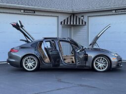 										2017 Porsche Panamera full									