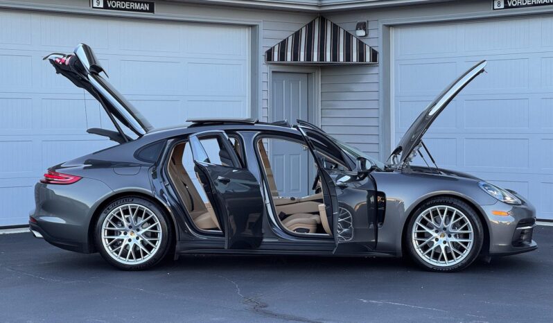 								2017 Porsche Panamera full									