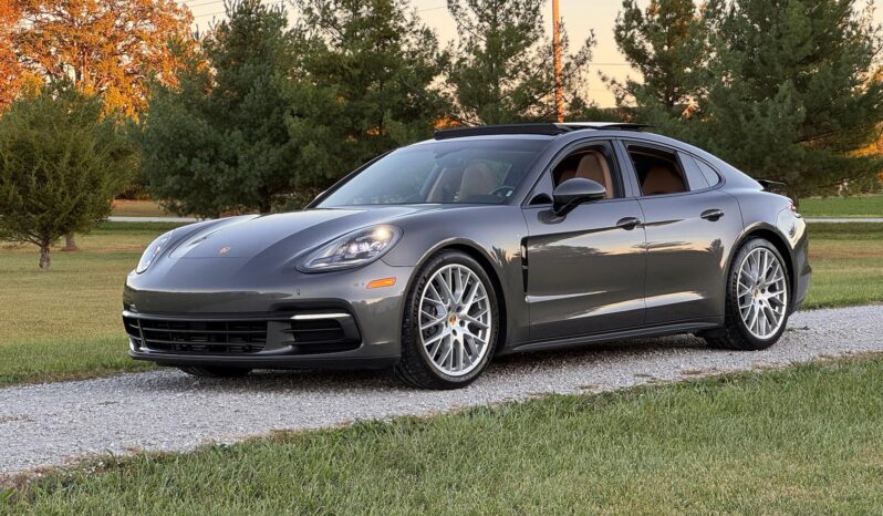 								2017 Porsche Panamera full									