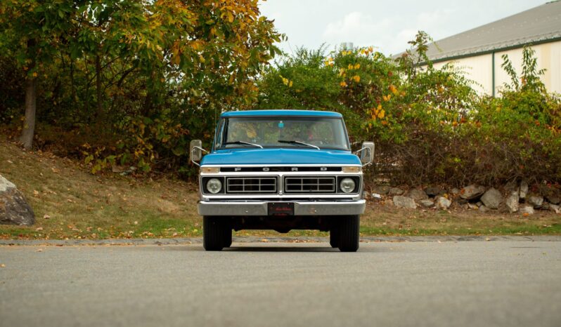 								1976 Ford F-250 Custom Bicentennial full									