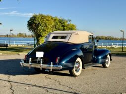 1941 Packard One-Ten Series 1900 Deluxe
