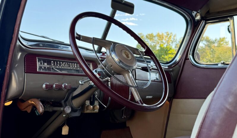 								1941 Packard One-Ten Series 1900 Deluxe full									