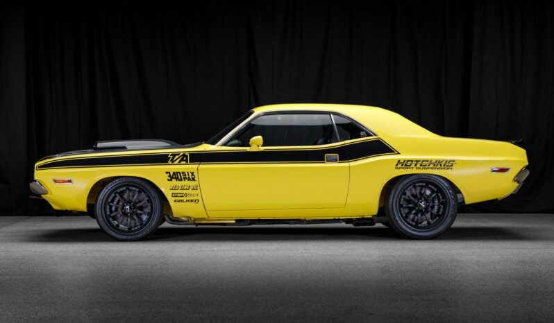 								1970 Dodge Challenger 340 Six Pack 5-Speed full									