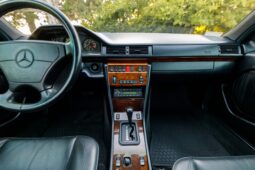 										1994 Mercedes-Benz E500 full									