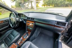 										1994 Mercedes-Benz E500 full									